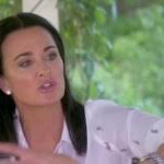 Kyle Richards Says Recent Run-In With Lisa Vanderpump Was "Extremely  Awkward"
