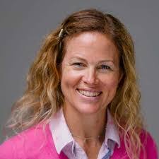 Tanya Dale's Instagram, Twitter & Facebook