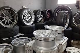 Seperti yang kalian lihat diatas, kami hanya merekomendasikan ban mobil avanza dengan ukuran ring 14 dan ring 15. Ganti Ban Lebih Besar Pada Mobil Ada Aturannya