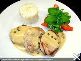 Schweinemedaillons In Pfefferrahmsauce Von Bali Bine Chefkoch Rezept Lebensmittel Essen Schweinemedaillons Schweine Medaillons