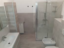 Il costo orario di un idraulico oscilla dai 40€ ai 60€ all'ora. Costo Ristrutturazione Bagno Completo Genova Prezzo 4 000