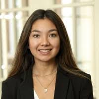 Andrea Arana's Instagram, Twitter & Facebook