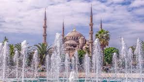 Istanbul är unik med sin mångfald av olika kulturer och kombinationen av traditionellt och modernt. Nar Ska Man Aka Till Istanbul Klimat Och Vader 4 Manader For Att Undvika