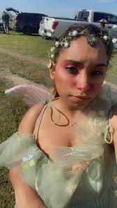 What is the costume rental experience like for women and children at the PA  Renaissance Faire?