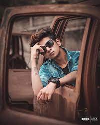 20 Best Photoshoot Ideas By Prateek Pardeshi Photography Poses For Men Poses For Men Mens Photoshoot Poses