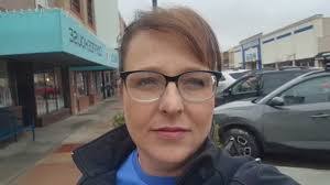 Karly Gordon's Instagram, Twitter & Facebook