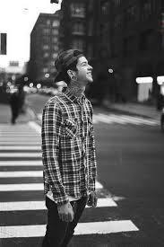 Pin By Alice Kanjejo On Boys Will Be Boys T Mills Cute Guys Attractive Men