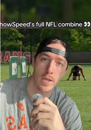 Ishowspeed Reacts to Kalen Walker 40 Yard Dash