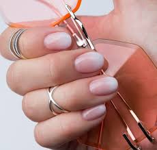 Uživajte u carstvu lepote koje smo kreirali samo za vas! Faire Calmer Nokti Gel Lak Ombre Berner In Brum