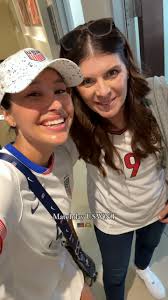 24 hour recap with @ussoccer 🇺🇸⚽️, I’ve been obsessed with Mia Hamm since  I was like 5 years old. Meeting her has always been a dream of mine 😭🫶