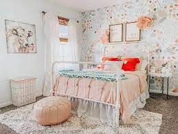 Give your bedroom a new look with these trendy classic and modern wallcoverings. 51 Stylish Teen Girl Room Decor Ideas Teenage Girl Bedroom Photos