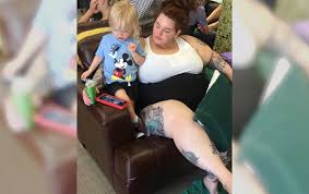 Tess Holliday Posts Relatable Photo For All Moms Health Com