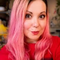 Laura Atchison's Instagram, Twitter & Facebook