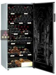 Cave A Vin De Service Multi Temperatures Etagees De 8 A 14 C Et De Conservation De Grande Capacite Cette Version Est Equipee D Cave A Vin Armoire A Vin Vin