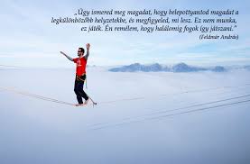 „minden reggel két választásod van, alszol tovább az álmaiddal, vagy felkelsz, és kergeted őket. 20 Idezet Ami Megsimogatja A Lelked A Lelki Egeszseg Vilagnapjan Nlc