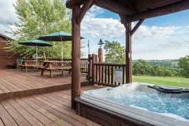 Discover the best rv rental, motorhome and camper options in cleveland, oh starting at $55! Luxury Country Cabins The Ultimate Log Cabin Rental Experience In Coshocton Ohio