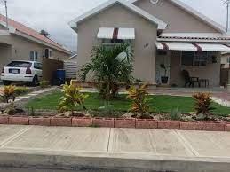 House For Rent In The Gated Community Of Caymanas Country Club Estate Renting A House Gated Community Beautiful Homes