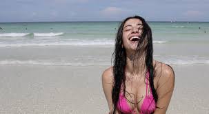 Samantha Sánchez Arrives for the Summer with Empowering New ...