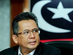 Semoga sambutan maulidur rasul pada tahun ini menambahkan lagi kecintaan kepada junjungan besar rasulullah saw. Mb Terengganu Rai Lebih 1 200 Anggota Permata Mynewshub