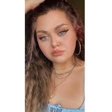 Olivia Capps's Instagram, Twitter & Facebook