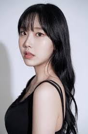 Lovely Nayun 💕 INSTAGRAM: @nayun_nannie  https://instagram.com/nayun_nannie?igshid=gek38tzag33q #NAYUN #KimNayun #나윤  #MOMOLAND #모모랜드 #kpop