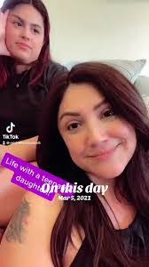 Michelle Knopp's Instagram, Twitter & Facebook