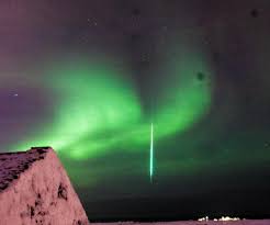 4 broadcast network she has a warm heart, intelligence and wisdom. Stunning Shooting Star And Northern Lights Iceland Monitor