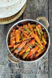 Vegetable Jalfrezi Recipe Easy Veg Jalfrezi Recipe Step By Step Edible Garden Mix Vegetable Recipe Vegetable Jalfrezi Recipes