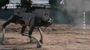 戰場上無人機,機械狗當先鋒中國軍搶灘登陸演練展示有人無人協同 ...