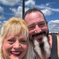 Peter Montes's Instagram, Twitter & Facebook