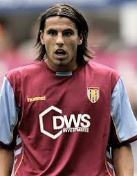 1981'de çekoslovakya'nın valašské meziříčí kasabasında doğan baros, futbola vigantice takımında başladı ve daha sonra banik ostrava takımına transfer oldu. Milan Baros Milan Baros