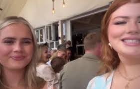 Lauren Pascale's Instagram, Twitter & Facebook