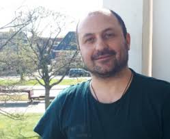 Goedkope vliegtickets vanaf nederland naar georgië vindt u bij klm. Giorgi 42 Uit Georgie Door Vip A1 Leer Veel Over De Nederlandse Werkcultuur West En Midden Nederland Vluchtelingenwerk Nederland