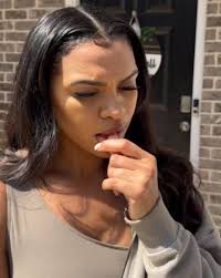 WHO GAVE SNITSKY A REAL BABY!? 酒央三 HN С ភត្តនព Ah shit, here  shit,herwgoagain. we go again.