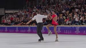 Alliant technique, sportivité et créativité, le patinage artistique est une discipline des plus exigeantes. Mondial Roller Artistique 2018 Camellia Cherifi Et Thomas Picard Programme Court Youtube