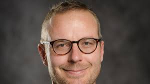 Emmanuel Michael Emechete (@EEmechete)