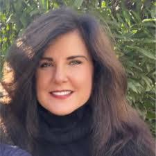 Selena Kent's Instagram, Twitter & Facebook