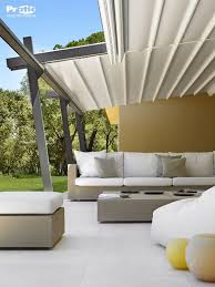 Maybe For The Back Deck Aluminium Pergola With Sliding Cover Tecnic Stil By Pratic F Lli Orioli Outdoor Porch Aluminum Pergola Pergola Patio Patio Design