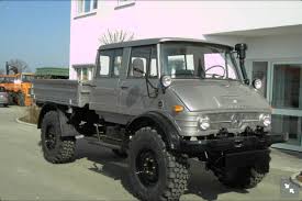 My Ideal Mog But Would Go For Dark Metallic Blue Or Green Mercedes Truck Unimog Mercedes Benz Unimog