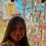 Tracy Rader's Instagram, Twitter & Facebook