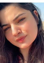 AVON True Color Lipstick: Wine With Everything Review