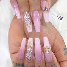 check out simonelovee trendige nagel schone hande nagel