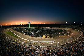 Hamlin, derailed at his home track of richmond by a speeding penalty, finished 12th but still advanced into the next round based on points. Richmond Raceway Becomes First Nascar Cup Series Track With Esports Team