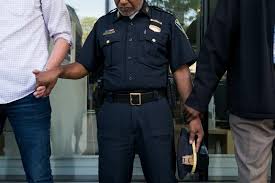 My name is durán angel eduardo, my tour guide licence number is 0385, in colombia, tour guides must have this to avoid been taking to a police station. Killings Of Black People Lead To Arrests Less Often Than When Victims Are White Washington Post