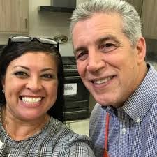 Bee Mejia's Instagram, Twitter & Facebook