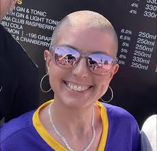 🎈🎈Wishing a wonderfully Happy 30th October Birthday to two beautiful  cats: to lovely Bedford friend 💙Beata Skrzypek💙and to fab new gig buddy  🩵Cara Headon🩵have the best day ladies!!🥳🎉💐🎂🎊🎈🎈xxx