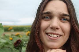 How to remove a cigarette from a photo?