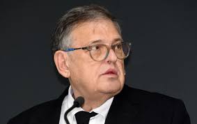 Dis-Chem founder gives two of his sons R6.8bn worth of shares