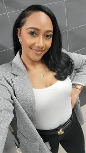 Zakiya Brown's Instagram, Twitter & Facebook