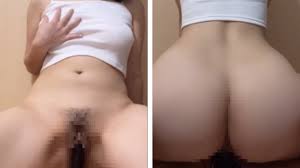 激しい腰使いのデカ尻に騎乗位で攻められる(主観風疑似セックスくびれ素人個人撮影巨乳Gカップディルド着衣美女かわいい可愛い日本人スマホ自撮りJapanese